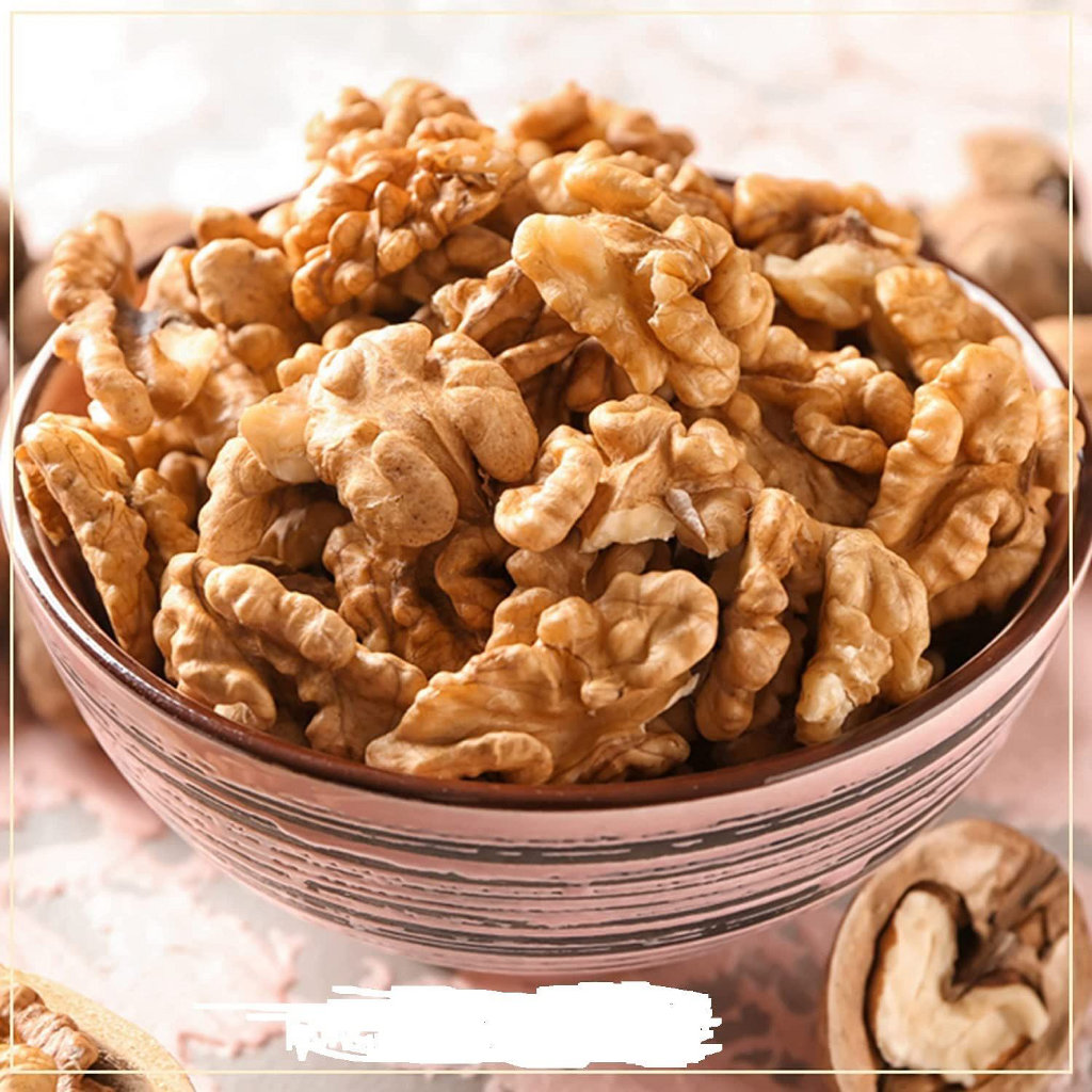 Crispy Nuts Classic Healthy Walnut Kernels
